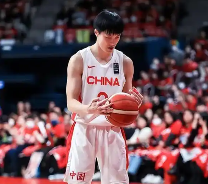都是男篮后