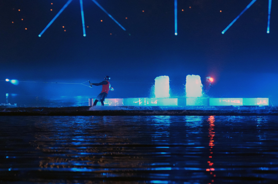 一会儿和运, om, 木结构建筑 一会儿和运, om, 木结构建筑