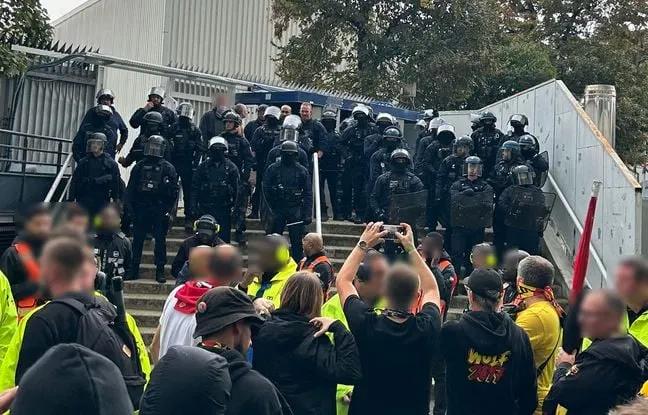 球迷观赛指, 进入王子公, 烟雾弹 球迷观赛指, 进入王子公, 烟雾弹